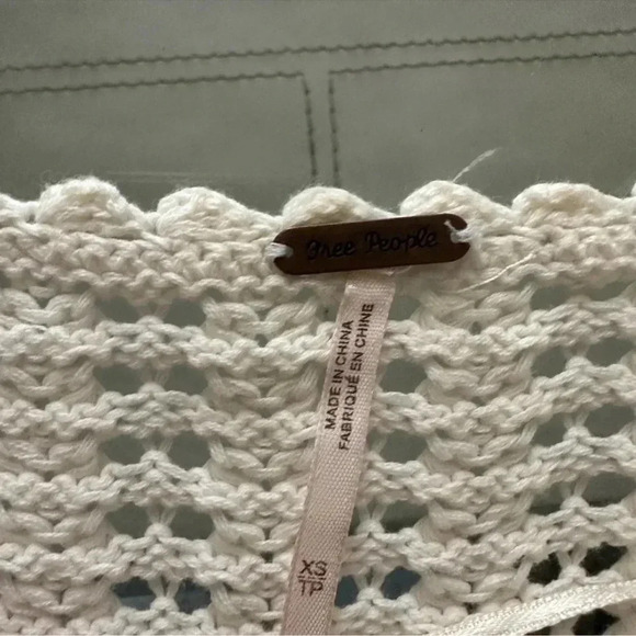 Free people beautiful crotchet sweatshirt Sz XS transition - Picture 3 of 3